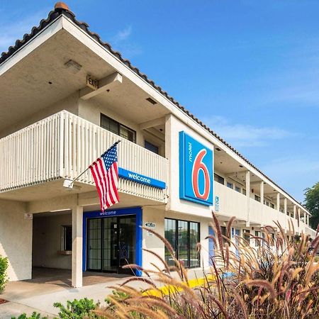 Motel 6-Petaluma, Ca Екстер'єр фото