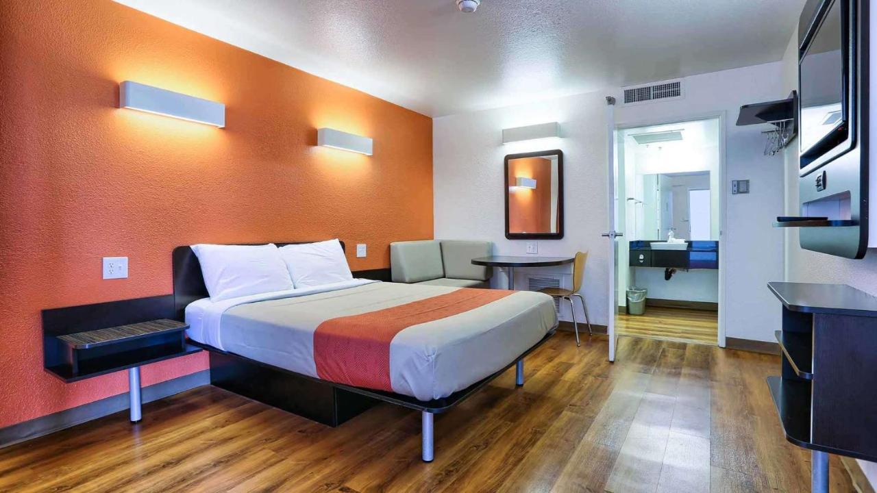 Motel 6-Petaluma, Ca Екстер'єр фото